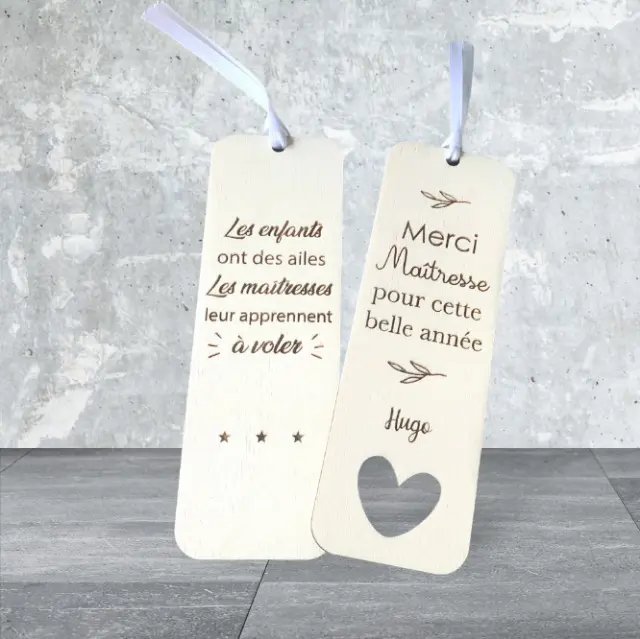 Marque page en bois personnalisé