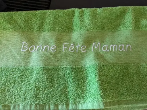 Serviette bonne fête maman